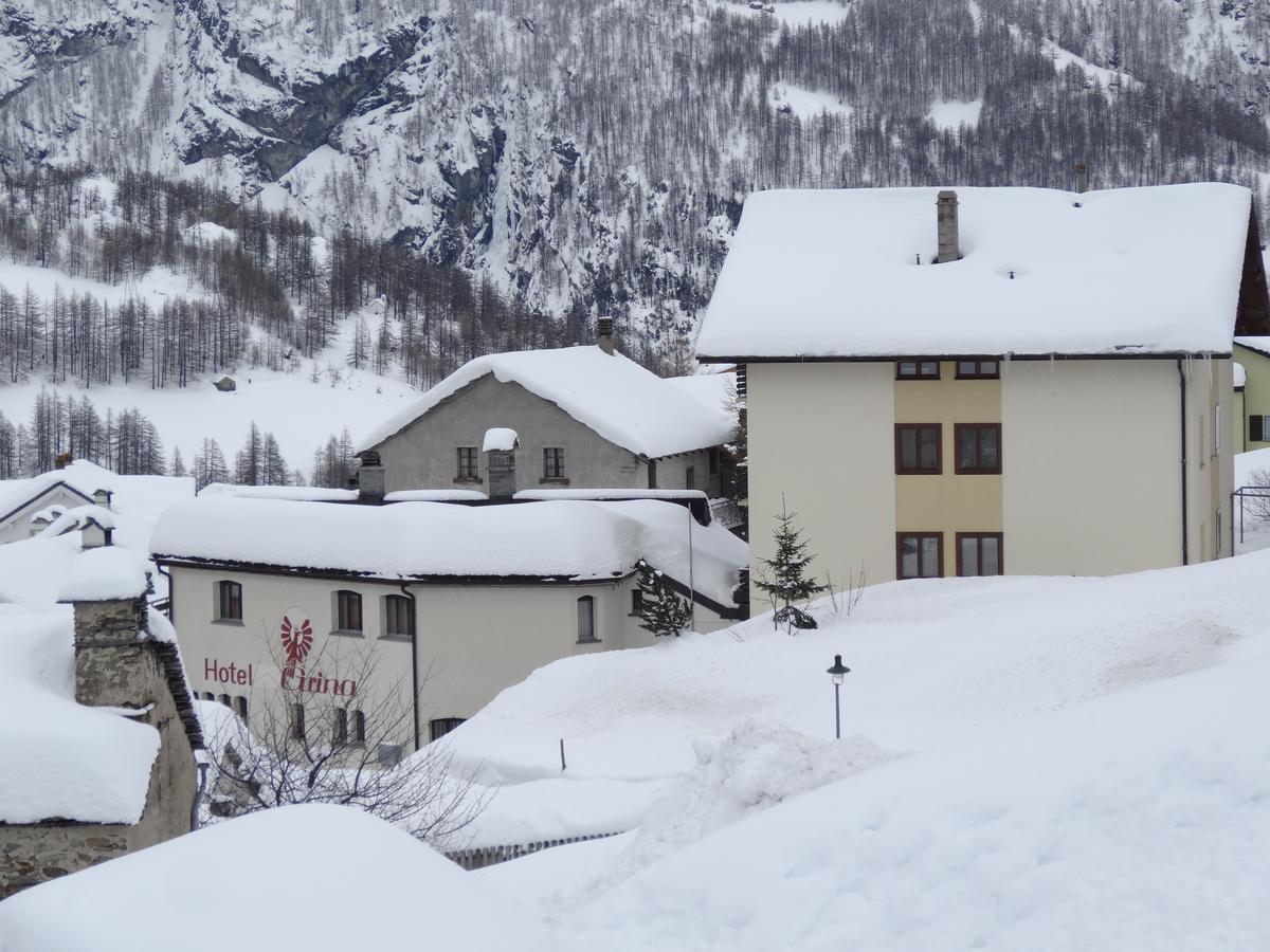 Hotel-Restaurant Grina Simplon Exterior photo